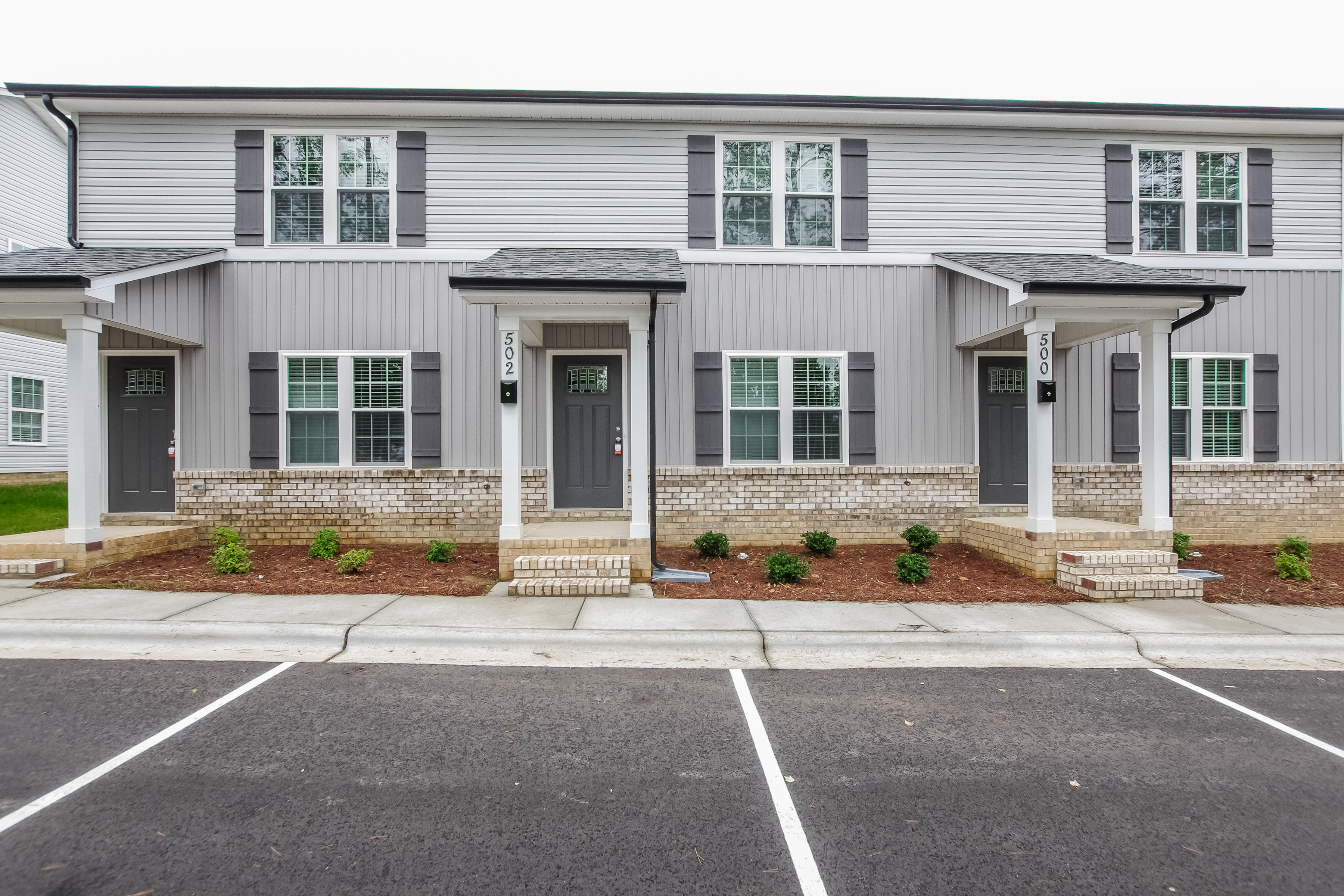 502 Rogers Lake Rd E Kannapolis, NC 28083
